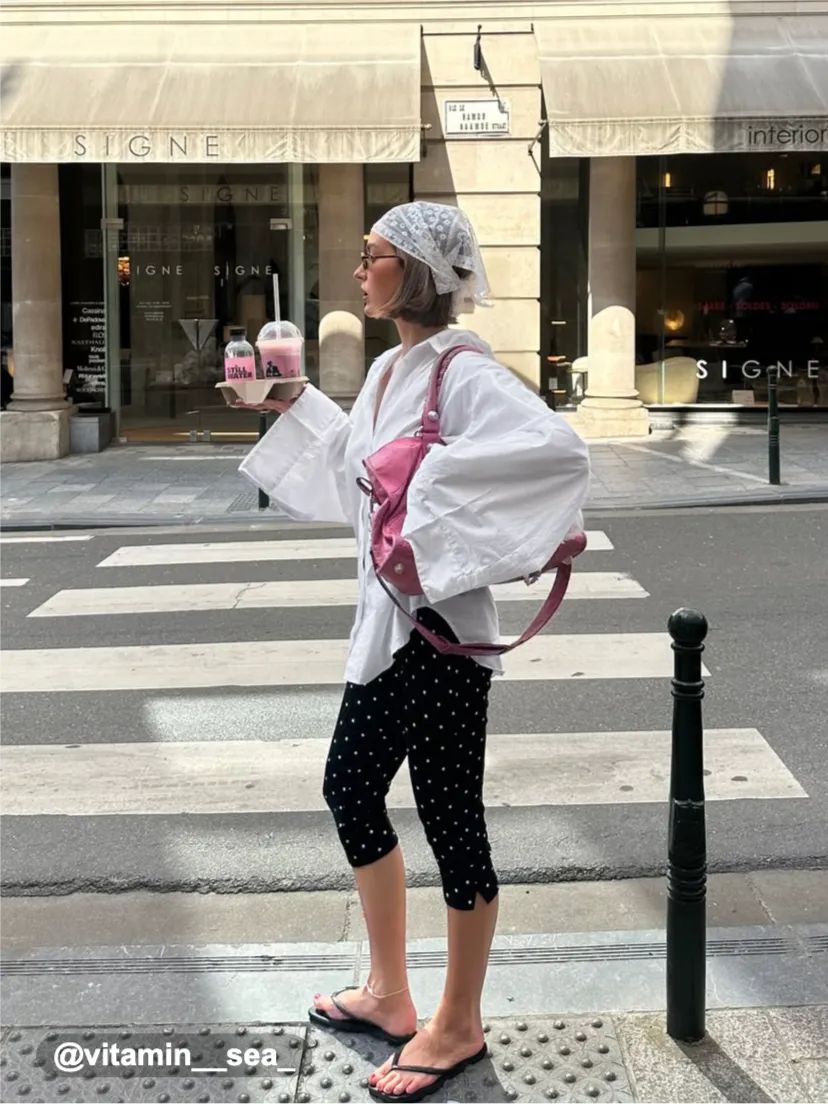 Polka Dot Stretch Capri